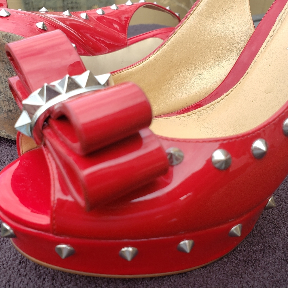Red Heels - image 4